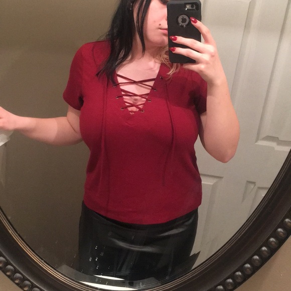 Lace up shirt - Picture 2 of 4